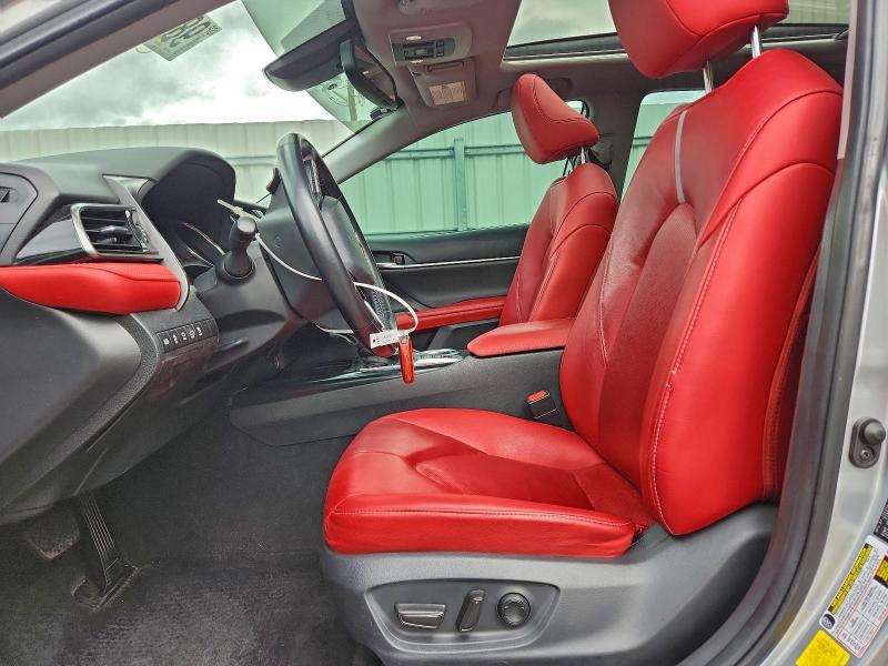 Фото 7 - TOYOTA CAMRY