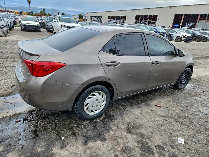 Фото 3 - TOYOTA COROLLA