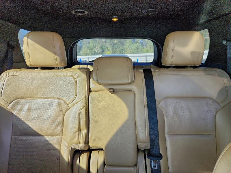 Фото 10 - FORD EXPLORER