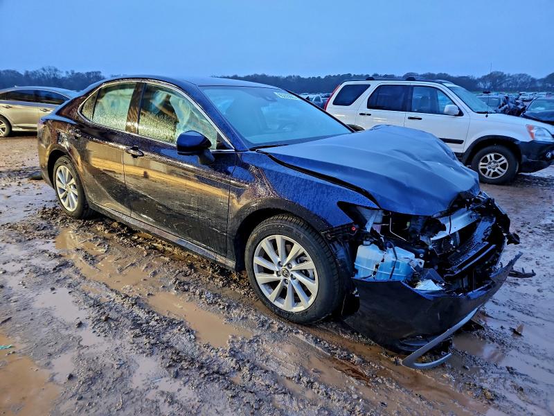 Фото 4 - TOYOTA CAMRY