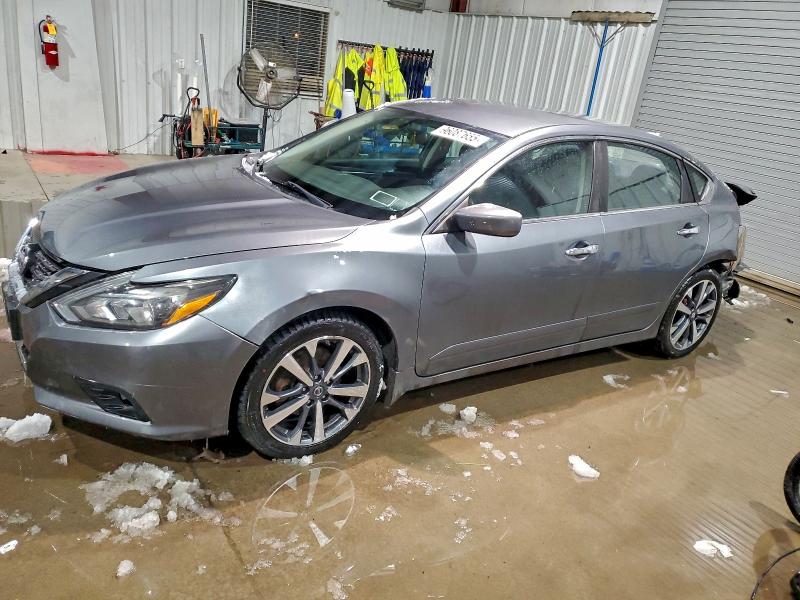 Фото 1 - NISSAN ALTIMA