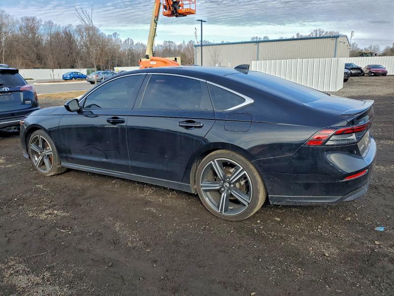 Фото 2 - HONDA ACCORD