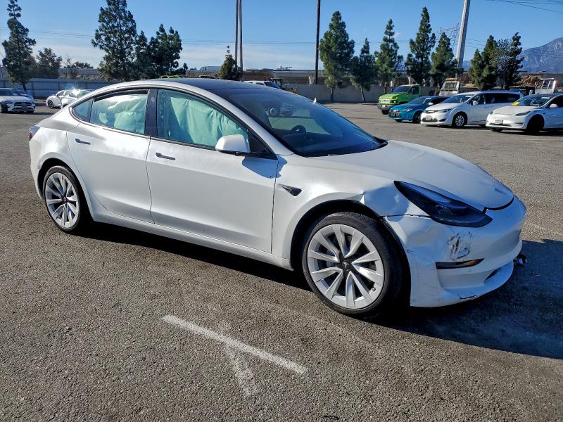Фото 4 - TESLA MODEL 3