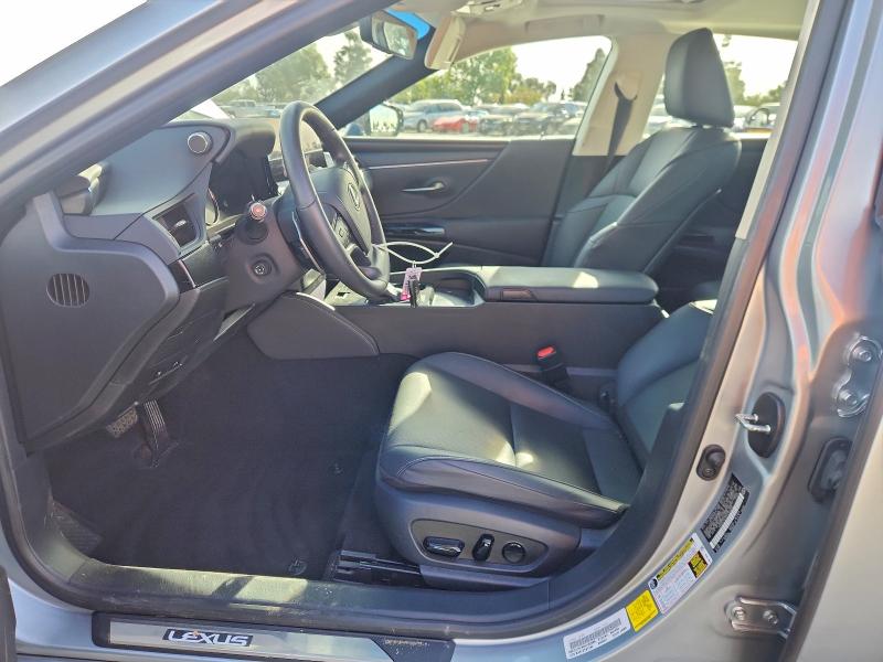 Фото 7 - LEXUS ES350