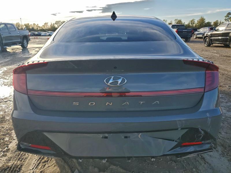 Фото 6 - HYUNDAI SONATA