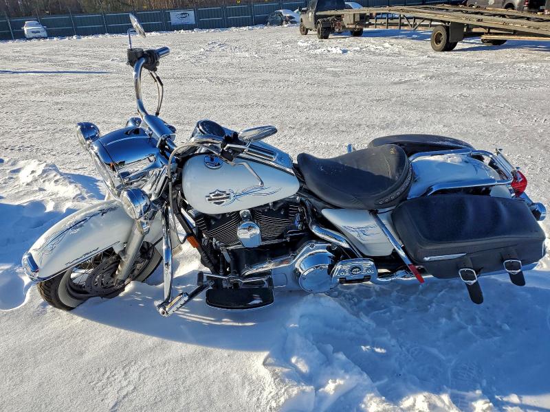 HARLEY-DAVIDSON FL 2007