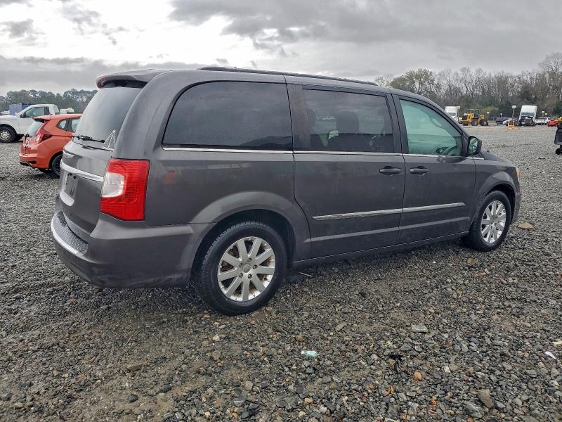 Фото 3 - CHRYSLER MINIVAN