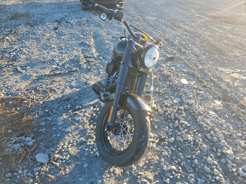 HARLEY-DAVIDSON FL 2017