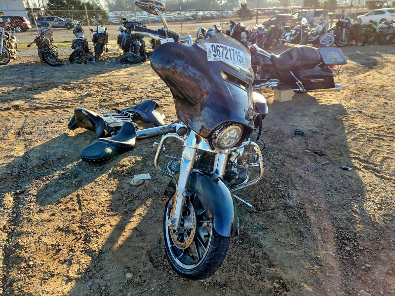 HARLEY-DAVIDSON FL 2020