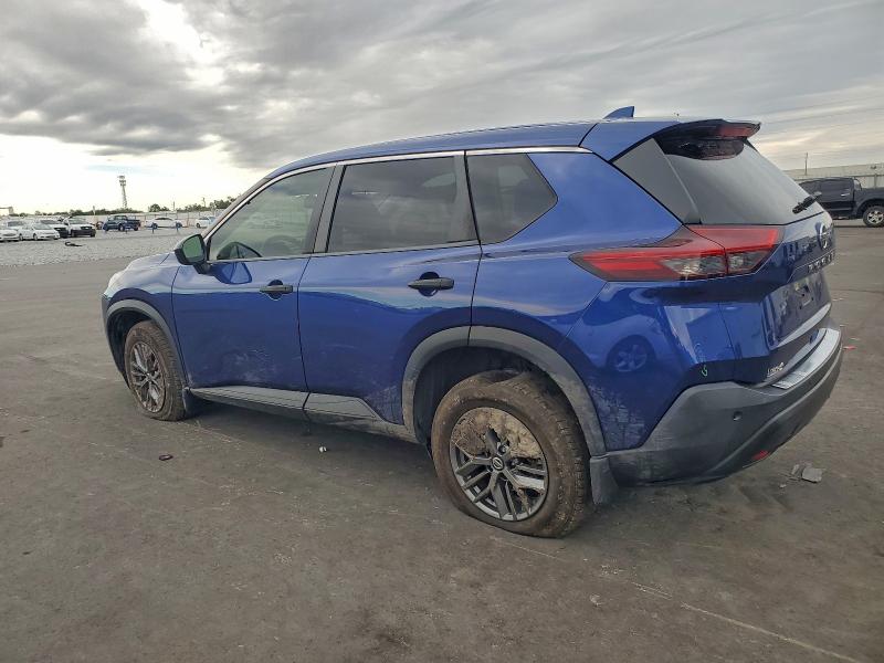 Фото 2 - NISSAN ROGUE