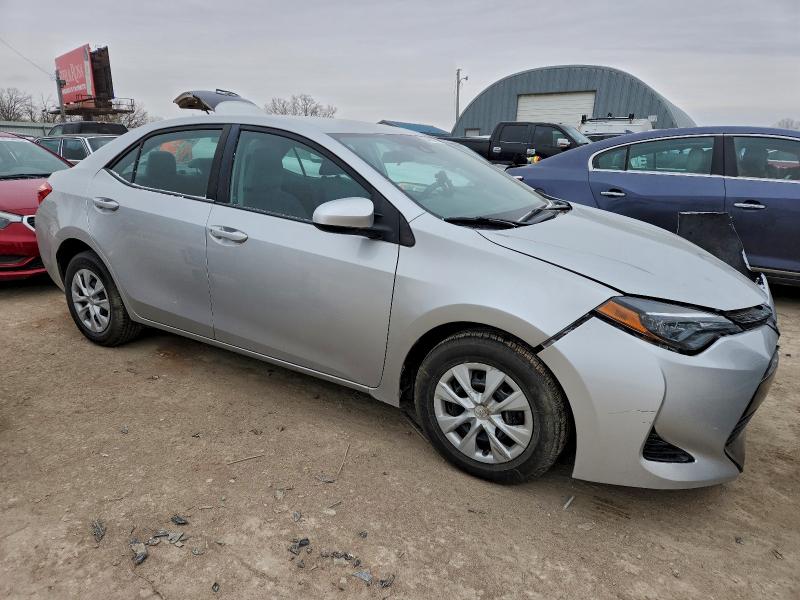 Фото 4 - TOYOTA COROLLA