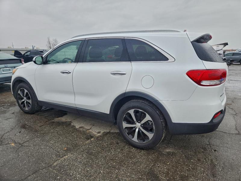 Фото 2 - KIA SORENTO