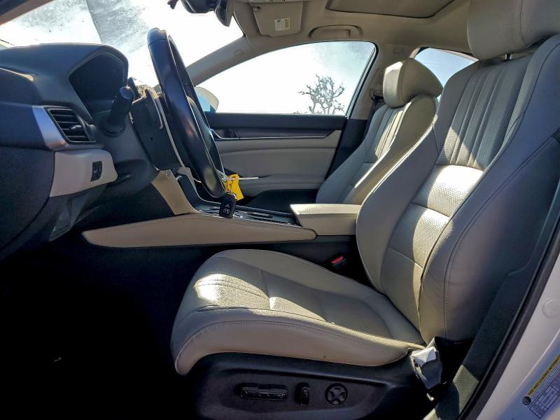 Фото 7 - HONDA ACCORD