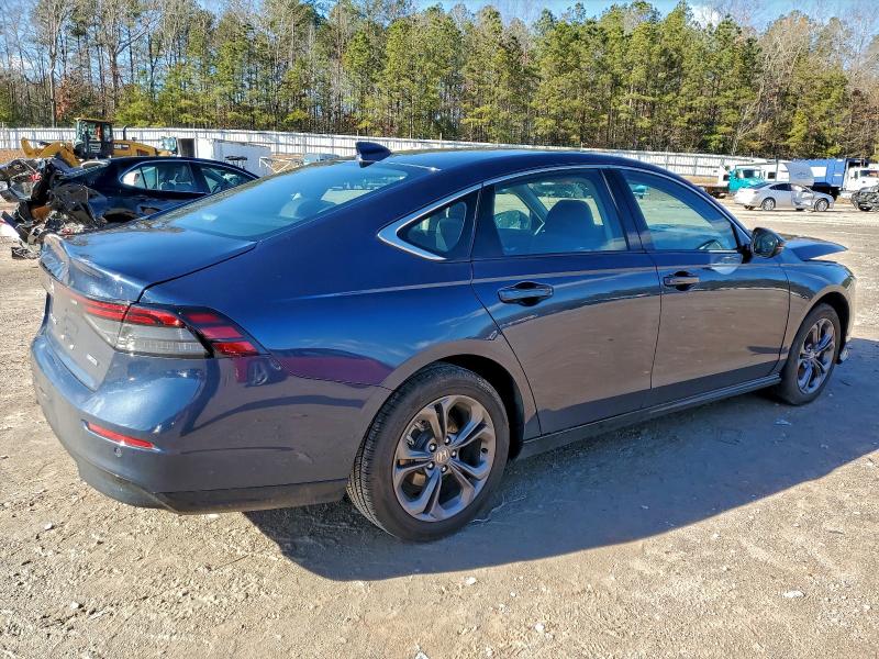 Фото 3 - HONDA ACCORD