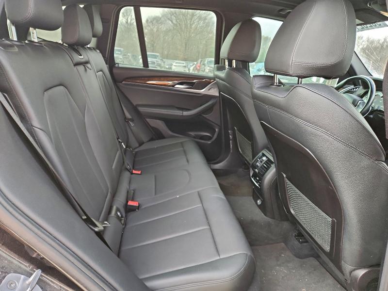 Фото 10 - BMW X3