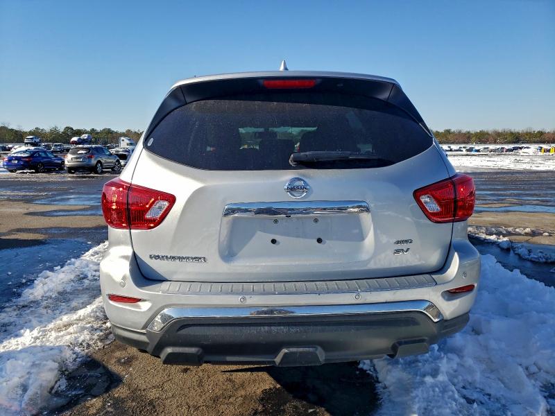 Фото 6 - NISSAN PATHFINDER