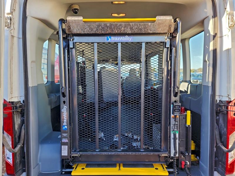 Фото 10 - FORD TRANSIT