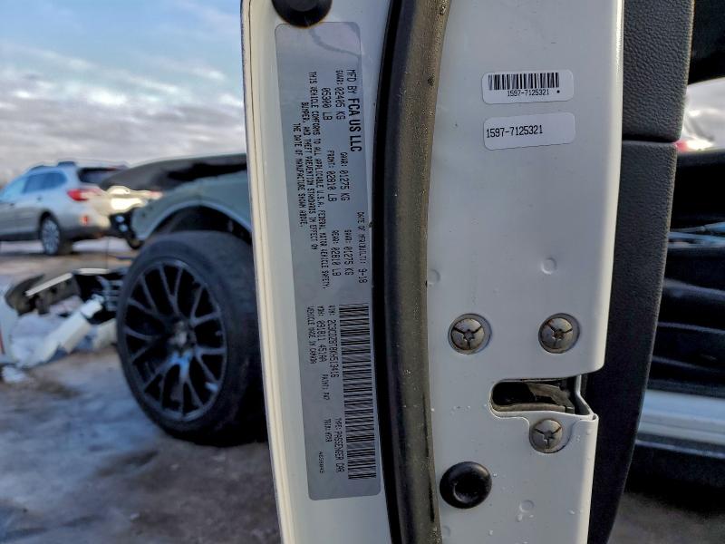 Фото 13 - DODGE CHALLENGER