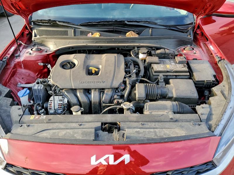 Фото 11 - KIA FORTE