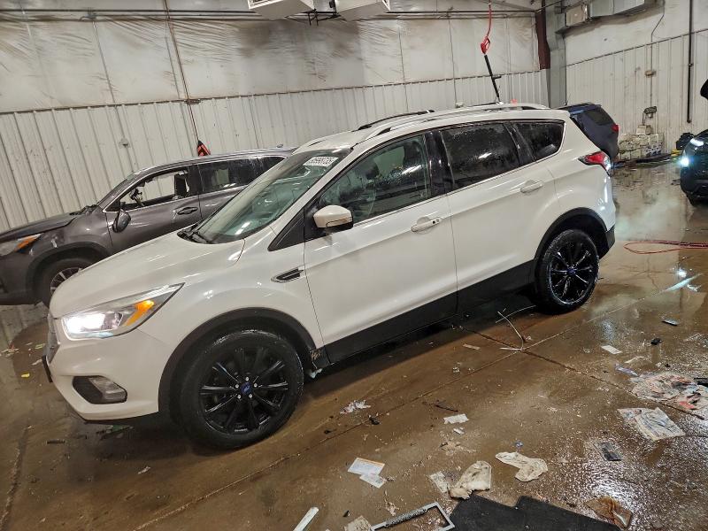 Фото 1 - FORD ESCAPE