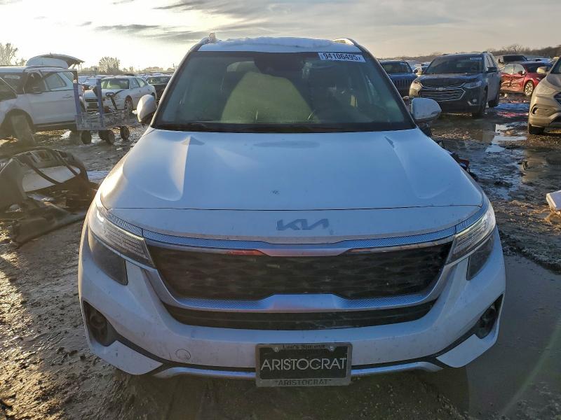 Фото 5 - KIA SELTOS