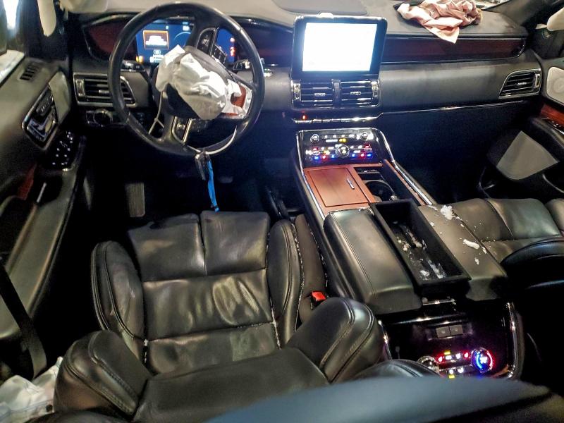 Фото 8 - LINCOLN NAVIGATOR