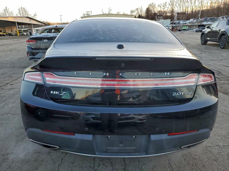 Фото 6 - LINCOLN MKZ