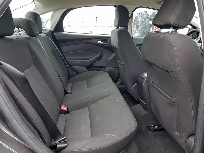 Фото 10 - FORD FOCUS