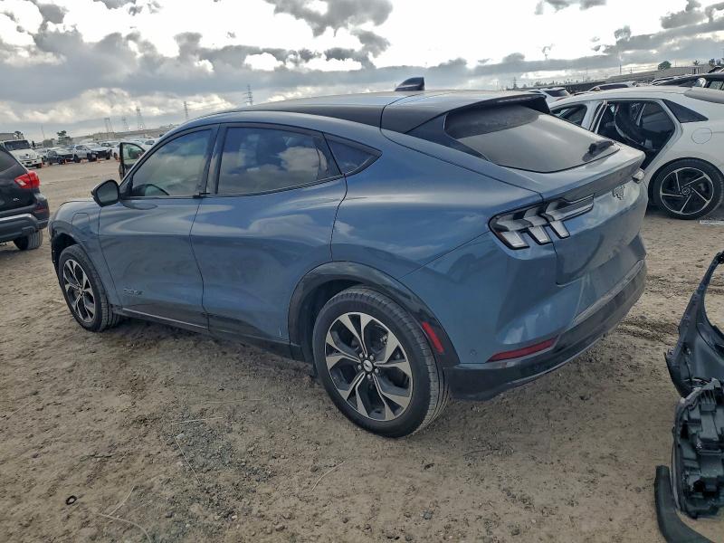 Фото 2 - FORD MUSTANG