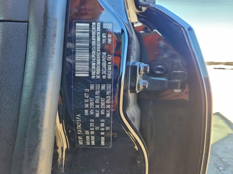 Фото 13 - JEEP RENEGADE