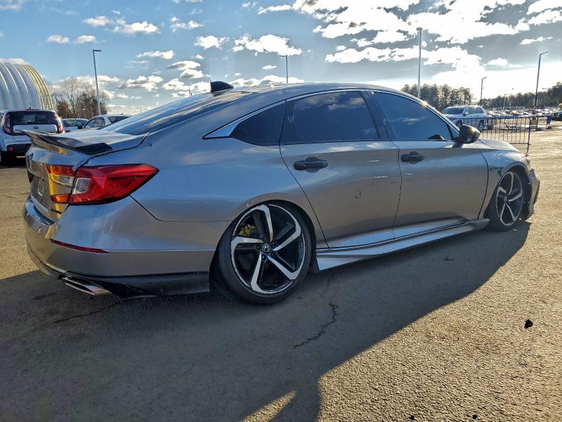 Фото 3 - HONDA ACCORD