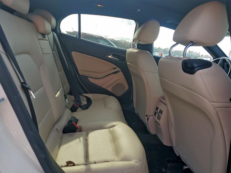 Фото 11 - MERCEDES-BENZ GLA-CLASS