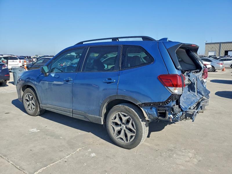 Фото 2 - SUBARU FORESTER