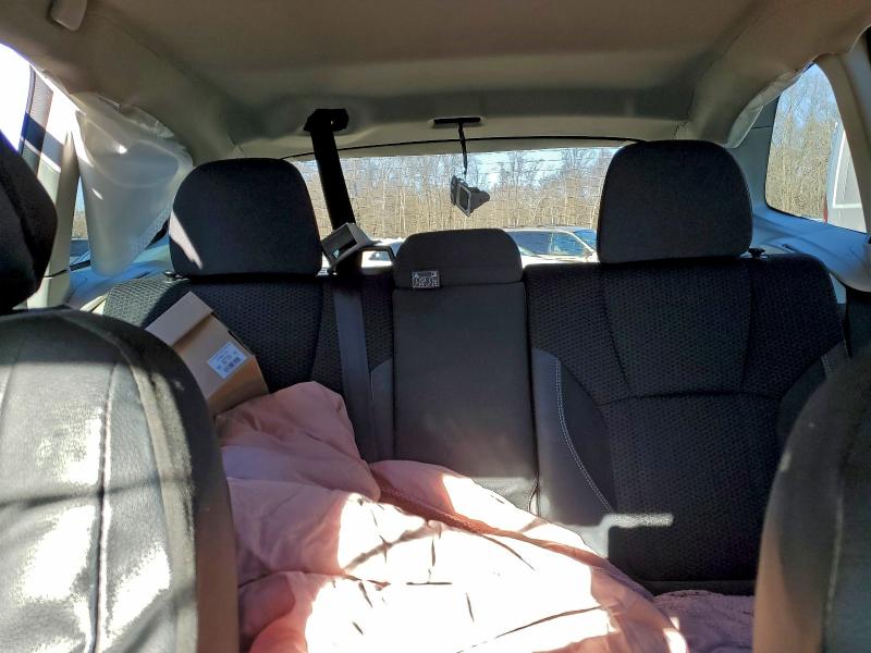 Фото 10 - SUBARU FORESTER