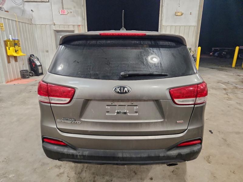 Фото 6 - KIA SORENTO