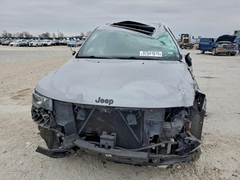 Фото 5 - JEEP GRAND CHER