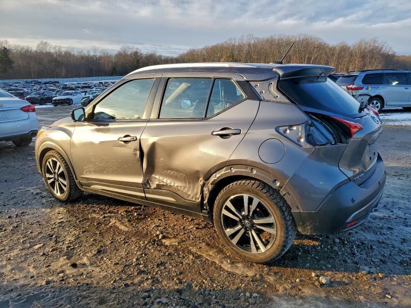 Фото 2 - NISSAN KICKS