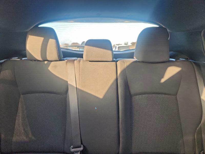 Фото 10 - TOYOTA C-HR