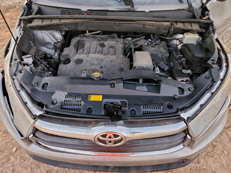 Фото 12 - TOYOTA HIGHLANDER