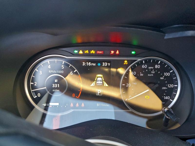 Фото 9 - NISSAN VERSA