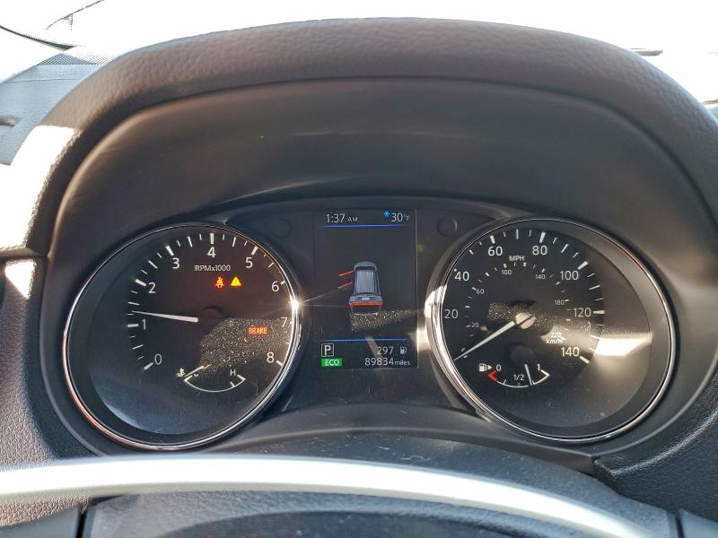 Фото 9 - NISSAN ROGUE