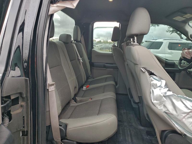 Фото 10 - FORD F-150