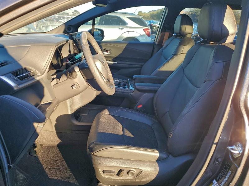 Фото 7 - TOYOTA SIENNA