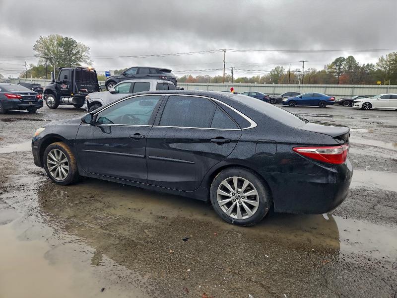 Фото 2 - TOYOTA CAMRY