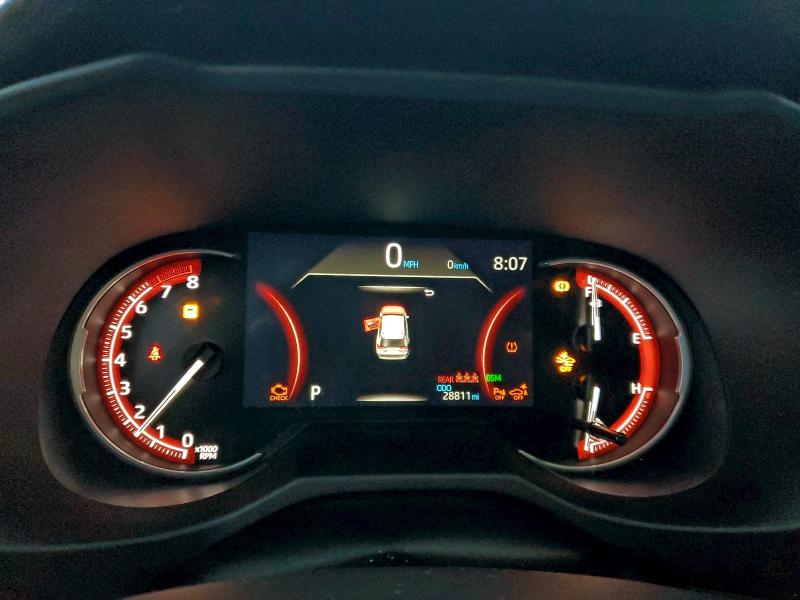 Фото 9 - TOYOTA RAV4