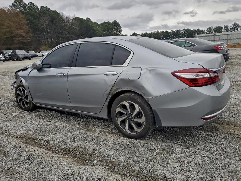 Фото 2 - HONDA ACCORD