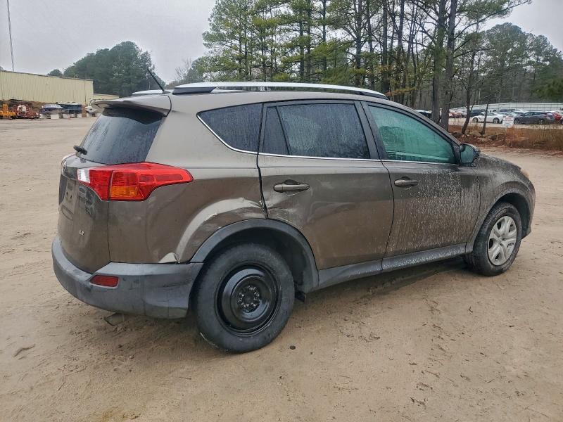 Фото 3 - TOYOTA RAV4