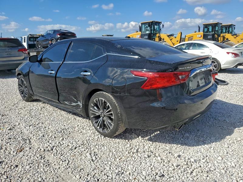 Фото 2 - NISSAN MAXIMA