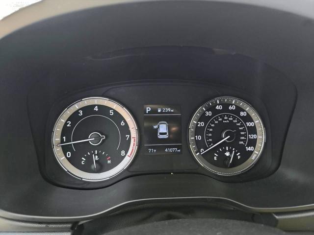 Фото 8 - HYUNDAI VENUE