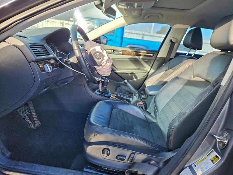 Фото 7 - VOLKSWAGEN PASSAT